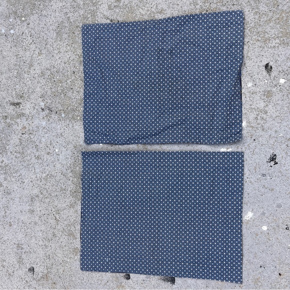 RARE pair of vintage Kenzo Paris pillow covers - Picture 2 of 5